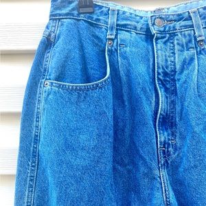VTG | BRITANNIA FRONT PLEAT MOM JEANS | size 30”